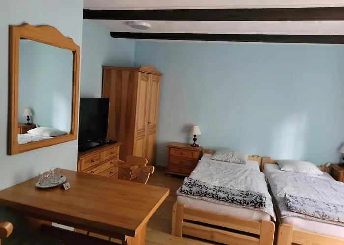 Zacheta Farm stay Sokolec